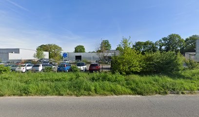 Urvoix Ambulance Service, Ambulancier à L'Hermitage