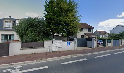 Ambulances Les Arcades, Ambulancier à Nanterre