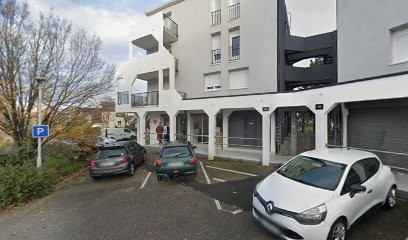 Ambulance Assistance Couronnaise, Ambulancier à Petit-Couronne