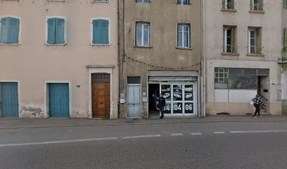 Ambulance Marion, Ambulancier à Serrières
