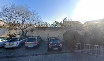 Ambulance Du Neuvième, Ambulancier à Marseille 08