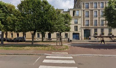 Ambulances Impériales Versailles, Ambulancier à Versailles