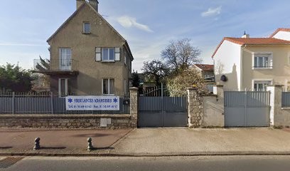 Ambulances Adamoises, Ambulancier à L'Isle-Adam