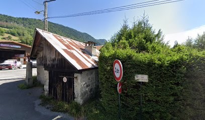 Roux, Ambulancier à Taninges