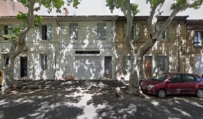 Ambulances Les Fontanilles, Ambulancier à Pertuis