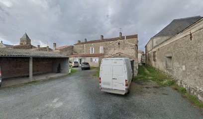 Ambulance Thomas Francoise, Ambulancier à Saint-Hilaire-des-Loges