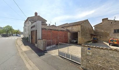 Ambulances Coeur Poitou, Ambulancier à Sauzé-Vaussais