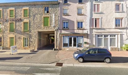 Ambulance De La Croix Bleue, Ambulancier à Saint-Symphorien-de-Lay