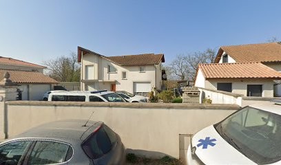 Ambulance de Meyzieu, Ambulancier à Meyzieu