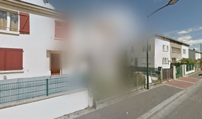 Amazon Ambulances, Ambulancier à Orléans