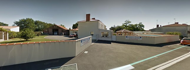 Ambulances Péroises, Ambulancier au Champ-Saint-Père