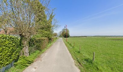 Ambulances Delahaye, Ambulancier à Pendé