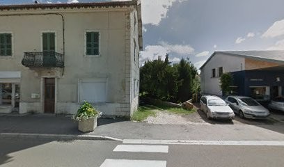 Ambulances Roland Cazeaud Sarl, Ambulancier à Saint-Laurent-en-Grandvaux