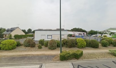 Ambulances Zénith (anciennement Ambulance Des Landes ), Ambulancier à Saint-Sauveur-des-Landes