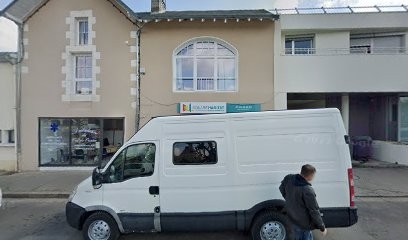 Ambulances du Val de Vonne, Ambulancier à Vivonne