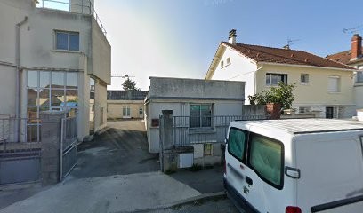 Ambulances Dore, Ambulancier à Valenton