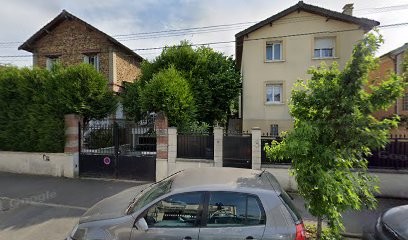 Ambulance Bosphore, Ambulancier aux Pavillons-sous-Bois