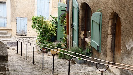 Mane, Ambulancier à Marseille 14
