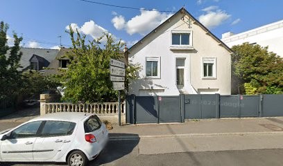 Altéa Ambulances, Ambulancier à Rennes