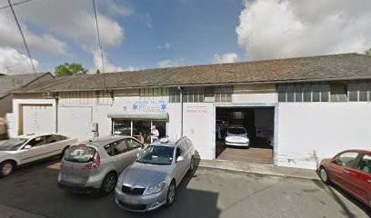 Lesève Sarl, Ambulancier à Vaas
