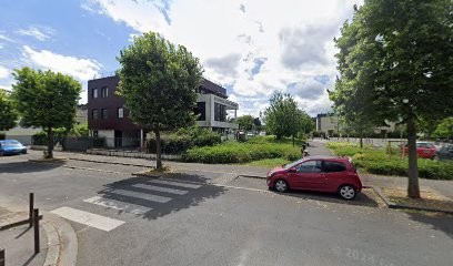 AMBULANCES DU CONFLUENT MEDICAL SENART, Ambulancier à Melun
