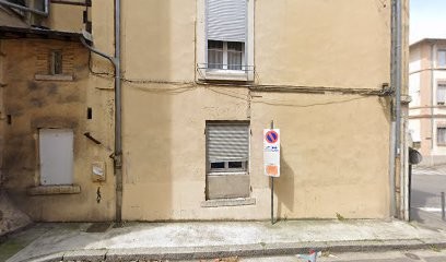 Taxi Jardin, Ambulancier à Vienne