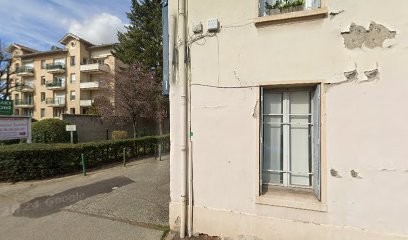 Ambulances Les Bruyères, Ambulancier à Lyon 05