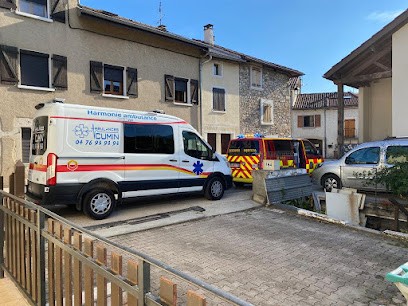 Ambulances Cumin, Ambulancier à Saint-Étienne-de-Saint-Geoirs