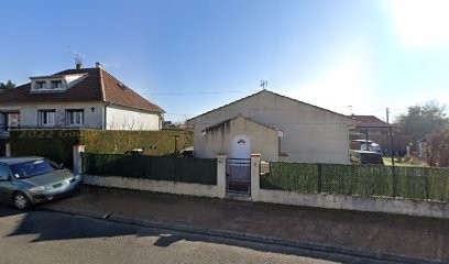 Juan Père et Fille, Ambulancier à Saint-Sulpice-la-Pointe