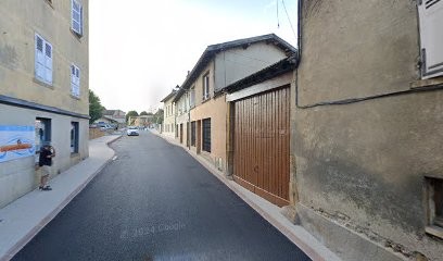 Ambulance du Bois d'Oingt, Ambulancier à Val d'Oingt
